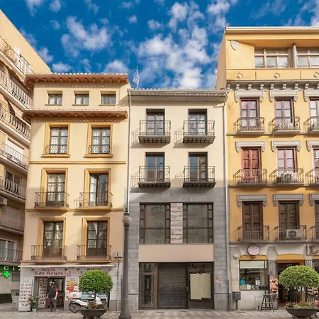 Apartment Plaza Nueva Homes